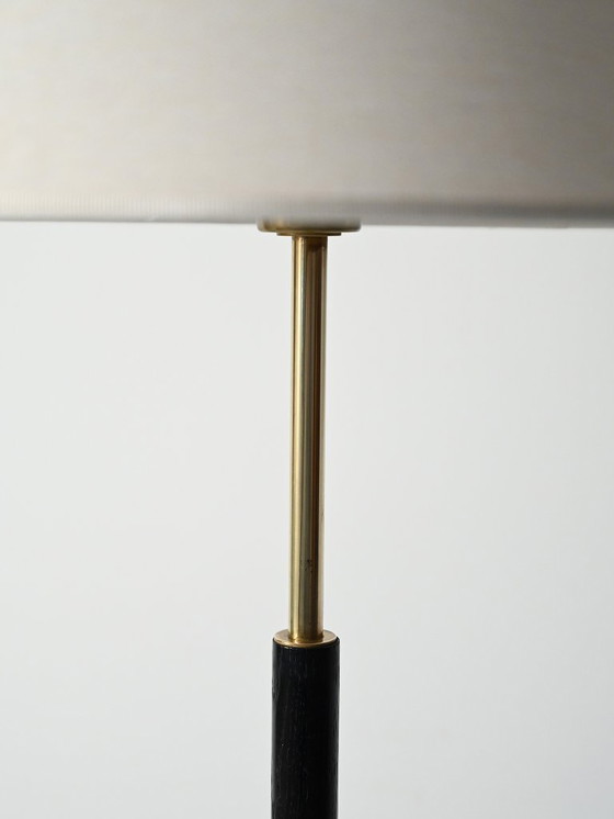 Image 1 of Lámpara de pie escandinava de latón y madera negra, años 50/60