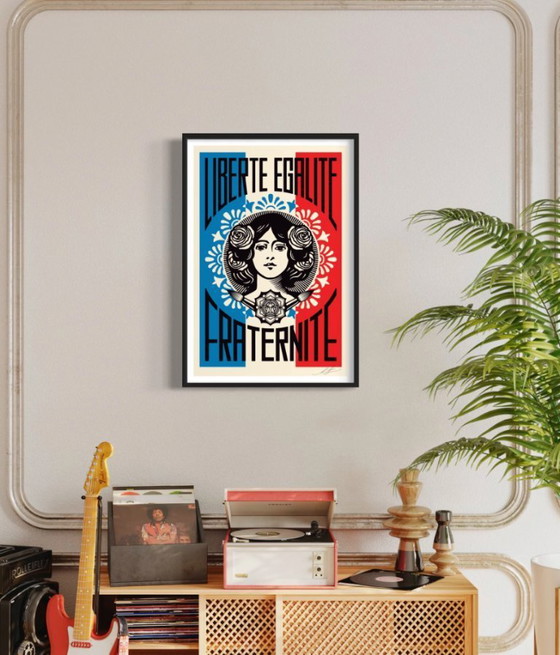 Image 1 of Shepard Fairey – Liberté, Égalité, Fraternité unterzeichnet