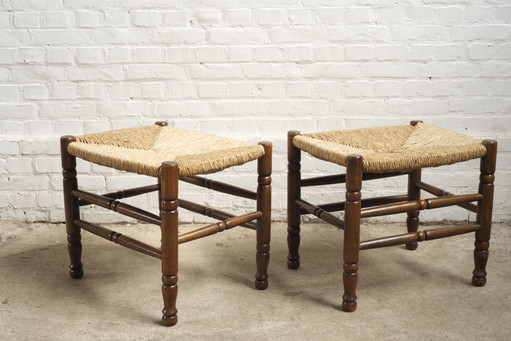 2 taburetes de cuerda de papel