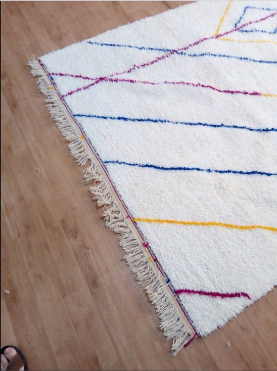Handgemaakt Beni Ouraine-tapijt met kleurrijke patronen, 150/250 cm – Aime Té, Vloerkleden en tapijten, Wool (photo 4 of 6)