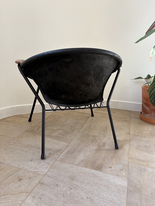 Vintage Balloon lounge chair Hans Olsen - suède/leer & teak armleuning