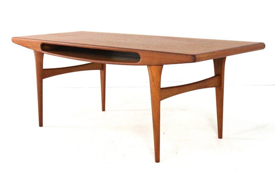Image 1 of Table basse vintage « Smile » dans le style de Johannes Andersen