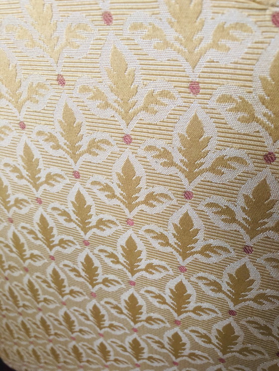 Image 1 of Sillón con respaldo alto Giorgetti