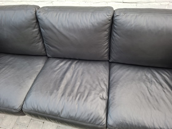 Image 1 of Grande divano vintage in pelle nera italiana Manzoni
