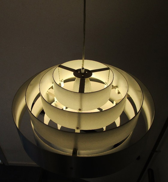 Image 1 of Lampe suspendue Linea Verdace en acier inoxydable.