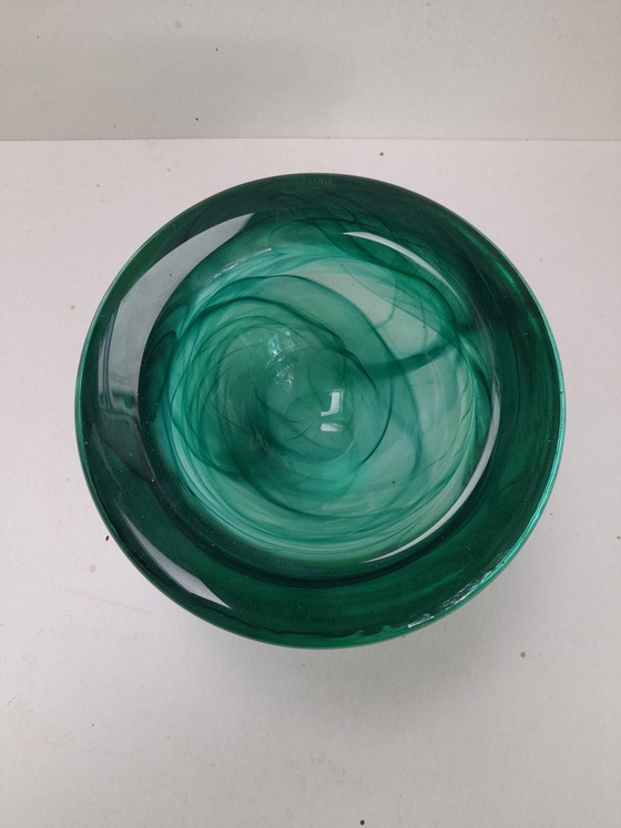 Atoll grüne Ablageschale von Anna Ehrner für Kosta Boda – Dekorative Objekte, Glass (photo 2 of 5)