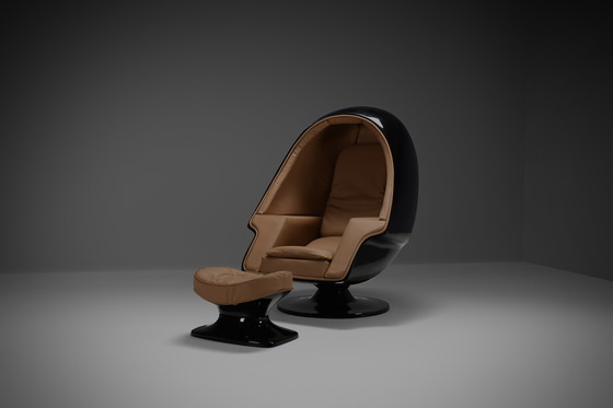 Image 1 of Poltrona a uovo stereo originale Lee West &#39;Alpha&#39; degli anni &#39;70, in fibra di vetro nera e pelle