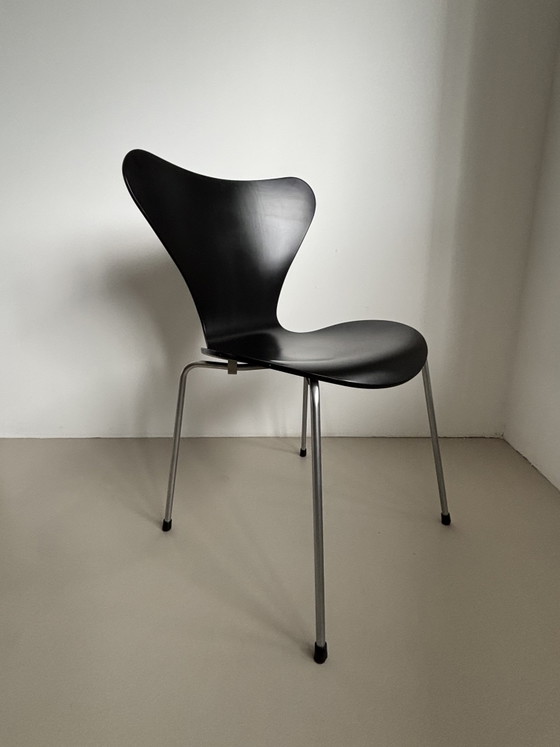 6x chaises papillon Fritz Hansen Danemark 2004 Arne Jacobsen – Chaises de salle à manger, Metal, Wood (photo 4 of 15)