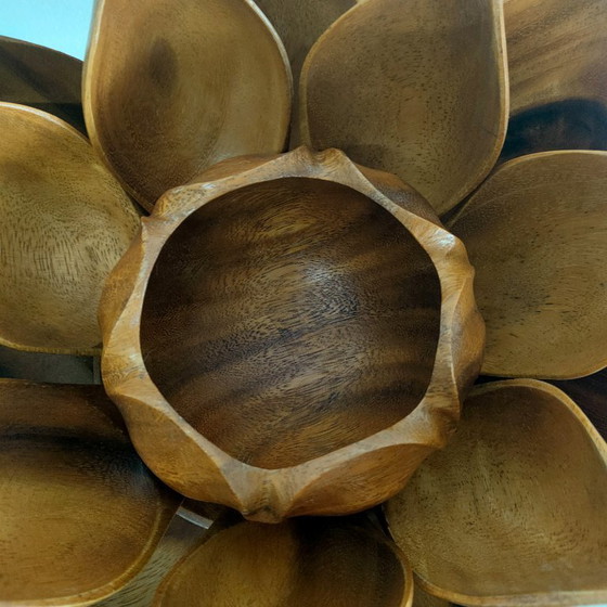 Image 1 of Vintage wooden 'Lotus Flower' appetizer server (appetizer dishes)