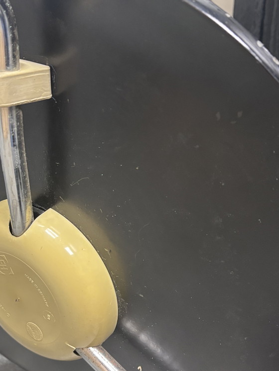 Image 1 of Silla de tres patas Fritz Hansen de 1985, diseño danés