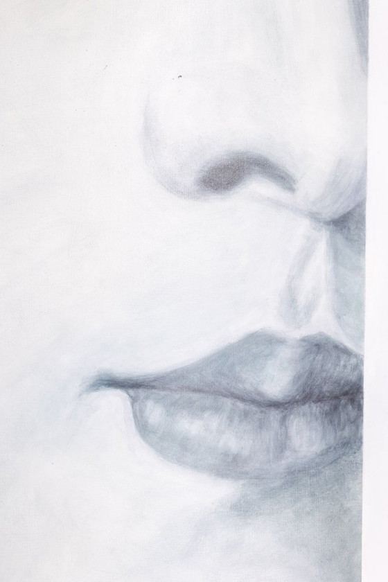 Image 1 of Evelyne Baget Détail peint d’un portrait de jeune femme. Contemporain