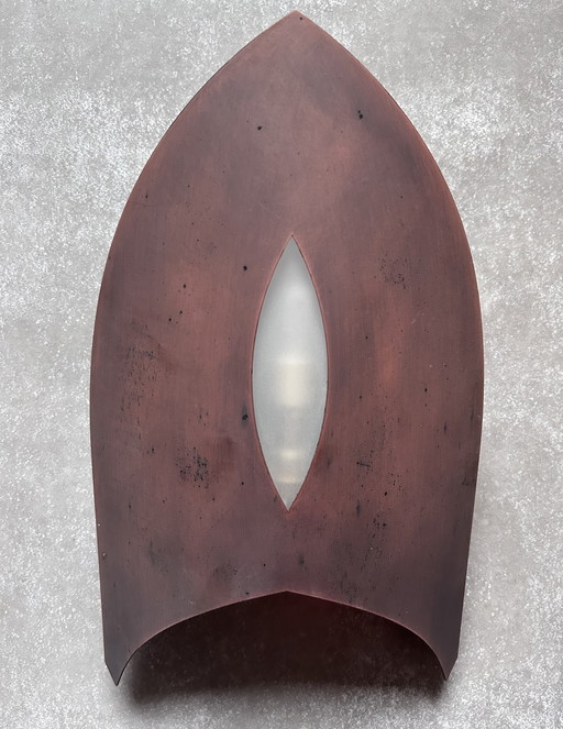 Lampada da parete 'Shield' di Bernd Beisse