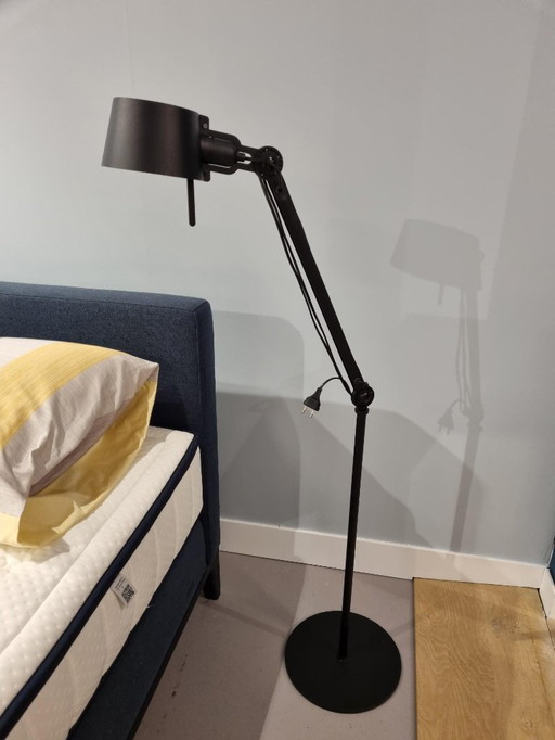 Tonone floor lamp Bolt 1 arm