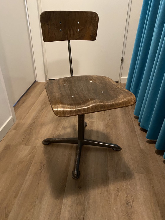 Image 1 of Sedia da ufficio industriale e regolabile