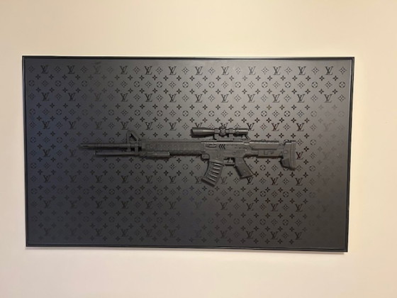 Image 1 of Daluxe Art - 1999 - Louis Vuitton Pistola Negra - XL