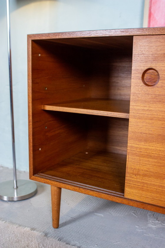 Image 1 of Vintage teakhouten ladekast/dressoir, Deens, midden 20e eeuw