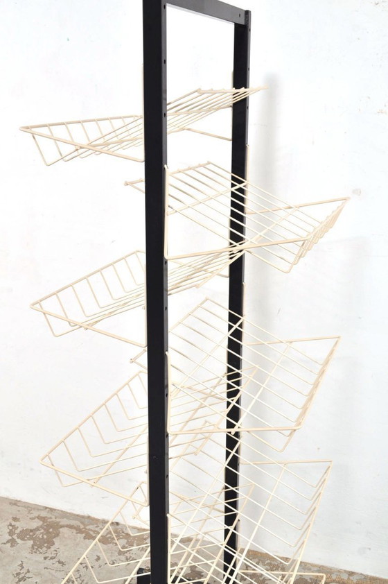 Image 1 of Porte-revues vintage provenant d'un monastère, années 1960