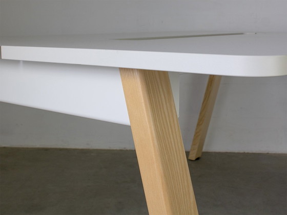 Image 1 of Haworth Intuity Parkbench Table Design Bangdesign