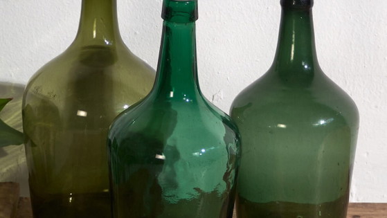 Antique green demijohns (c.1920). Set of 3 pieces #24 – Glass & Decanter, Glass (photo 3 of 9)