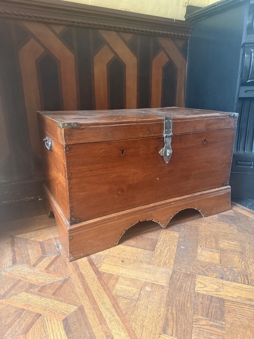 Cofre de viaje antiguo angloindio de teca / Cofre Mandalay (ca. 1880) – opbergkast, Wood (photo 2 of 10)