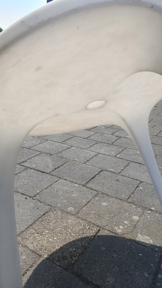 Ron Arad Moroso Italy Vintage Design Garden Table Victoria Albert 2000s – Plastic (photo 10 of 14)