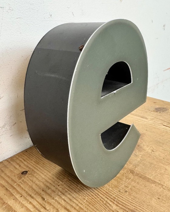 Image 1 of Lettera e illuminata grigia vintage, anni '70