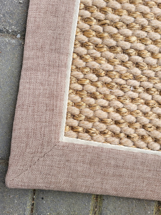 Image 1 of Tappeto Cunera 2,80 x 3,30 cm, in cocco, sisal ed erba marina.