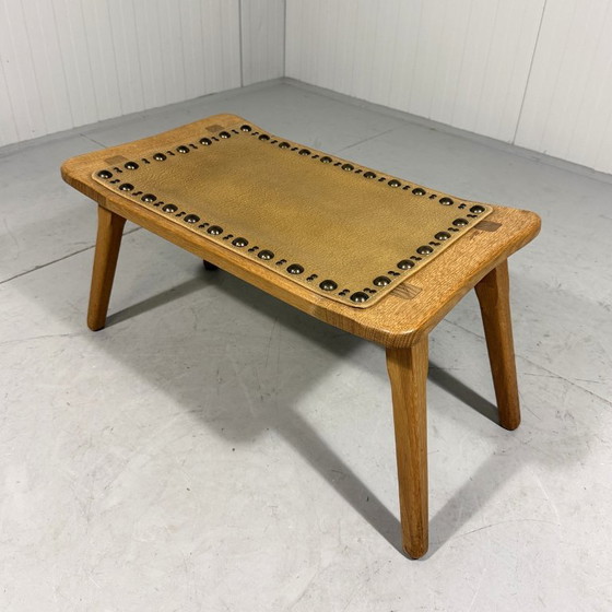 Petit tabouret-repose-pieds en chêne, années 1960 – Skai (photo 13 of 15)