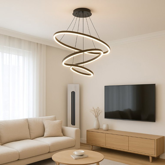 Image 1 of Königlicher Kronleuchter mit 3 schwarzen Acrylkreisen