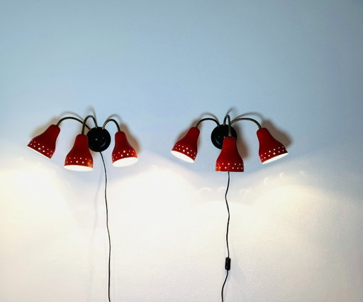 WANDLAMP MET DRIE ARMEN VAN H. BUSQUET VOOR HALA ZEIST, NEDERLAND 1950