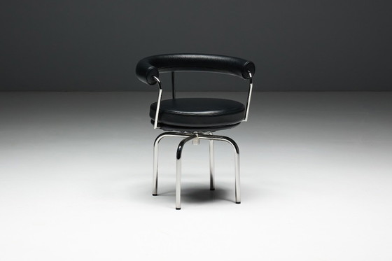 Image 1 of LC7 Stühle von Charlotte Perriand, Le Corbusier und Pierre Jeanneret für Cassina, Italien, 1980er Jahre