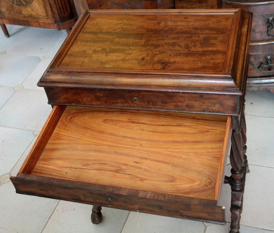 Image 1 of Klassieke Franse decoratie: vintage mahoniehouten naaitafel, hal uit het midden van de 19e eeuw.