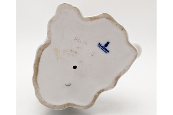 Image 1 of Figurita de porcelana de Lladro, España.