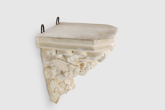 Image 1 of Console murale ancienne en plâtre français avec 3 chérubins, années 1900