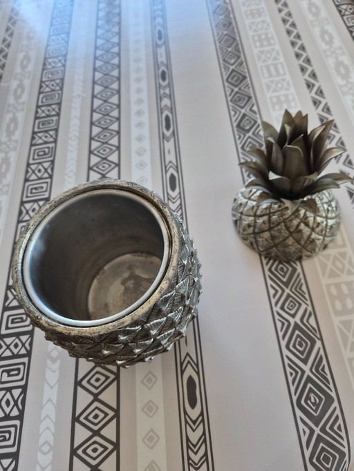 Vaschetta per cubetti di ghiaccio Mauro Manetti, design ananas