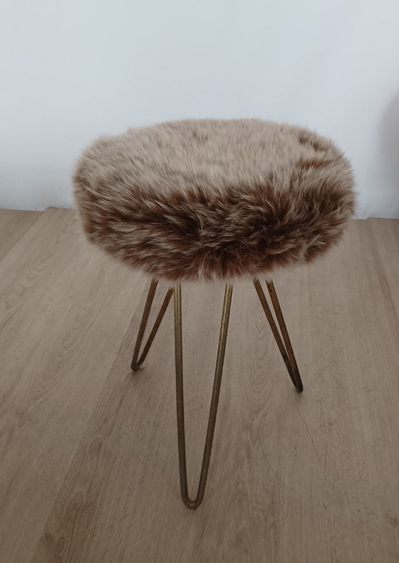 Long-haired Fifties Stool – Metal, Textile (photo 7 of 7)