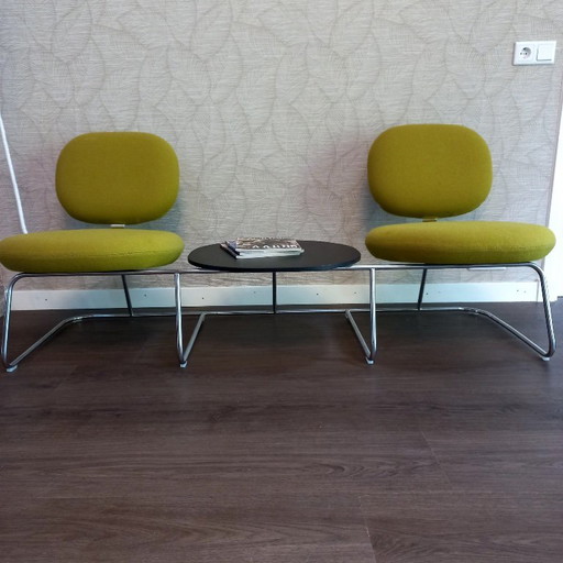 Vintage Wartezimmerbank; 2-Sitzer mit Tisch