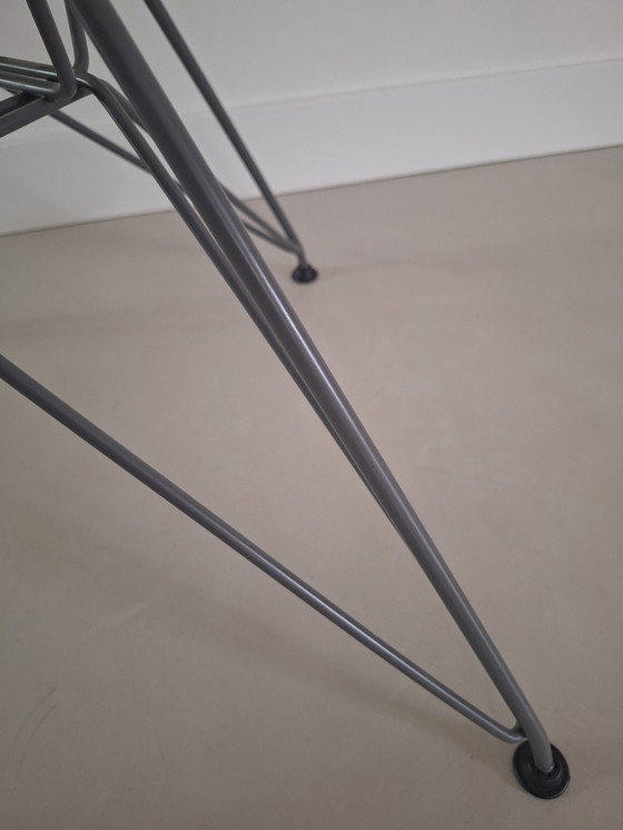 Image 1 of 4x Vitra Eames Dar Wit