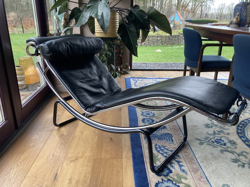 Replica chaise longue LC4 Le Corbusier