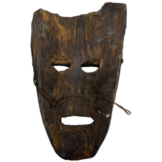 Elongated Hand-carved Wooden Wall Mask from Nepal in Dark Patinated Wood – Sculpture (photo 2 of 6)