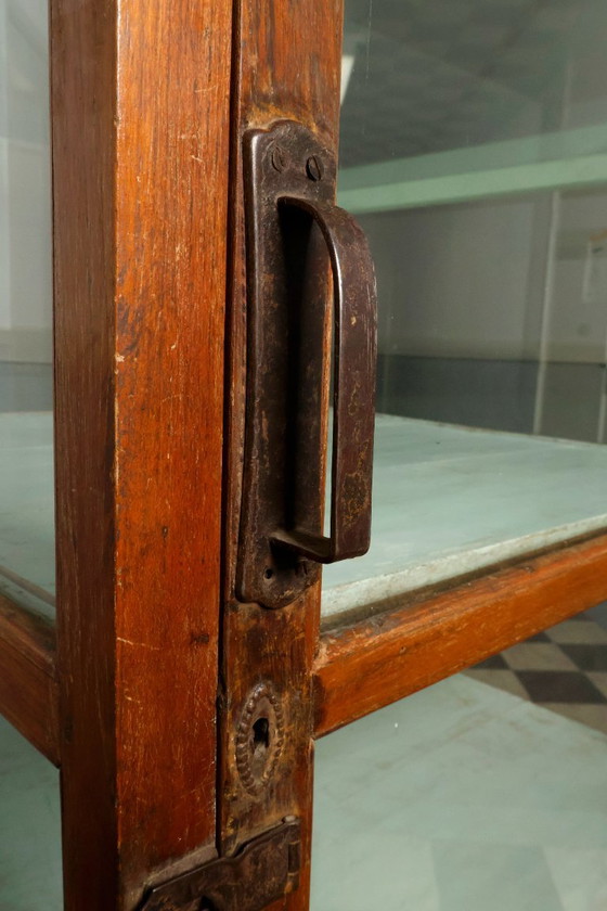 Image 1 of Vintage Vitrine wood 