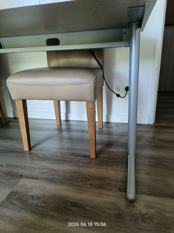 Image 1 of Eettafel/bureautafel met 4 stoelen