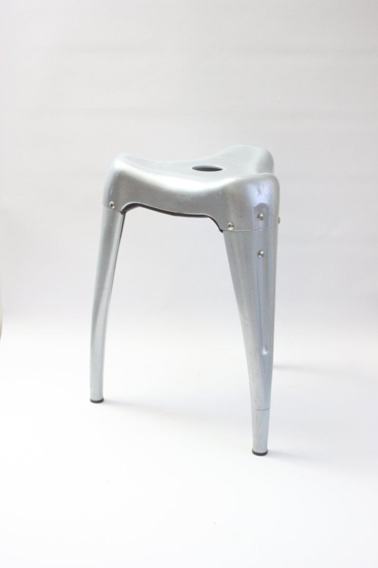 Wisdom tooth stool by Yasu Sasamoto for Dulton, 1980s | €175 | Whoppah
