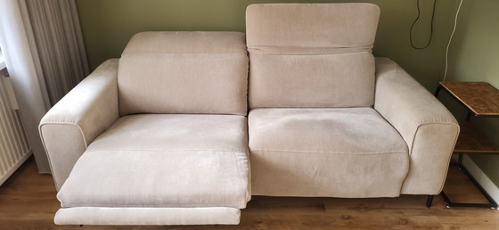 Image 1 of Electric Adjustable 3-Seater Sofa, Color Beige/Taupe