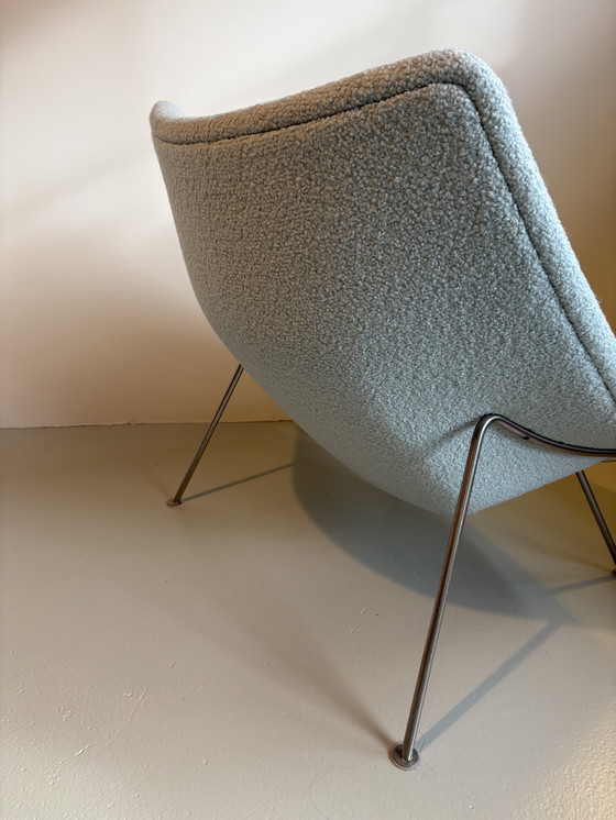 Image 1 of Artifort F157 Oyster nieuw gestoffeerd 