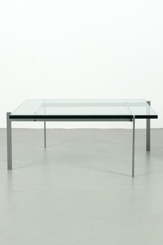 Image 1 of Table basse Poul Kjærholm PK-61