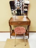 Mid-century Schminktisch