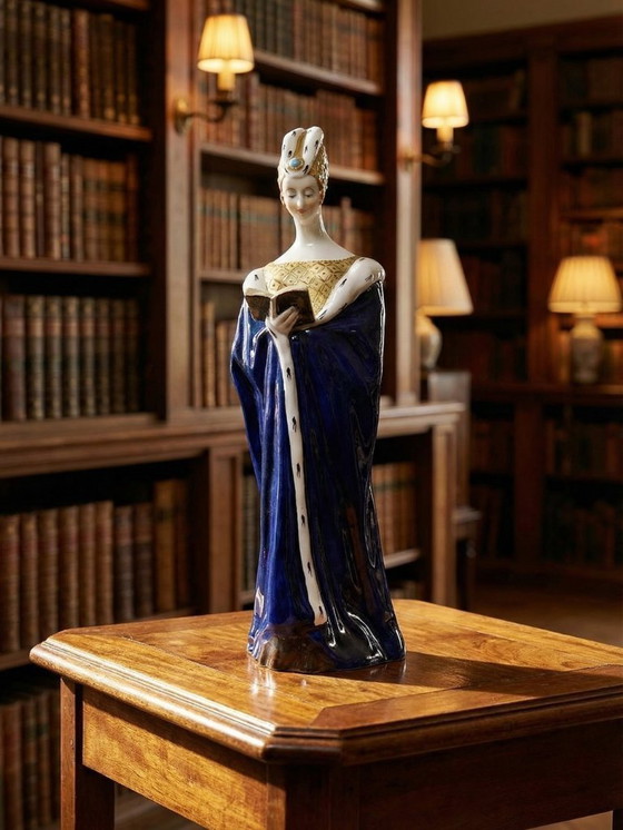 Image 1 of Sujet en porcelaine ancien "Liseuse" art déco signée J.Vesques