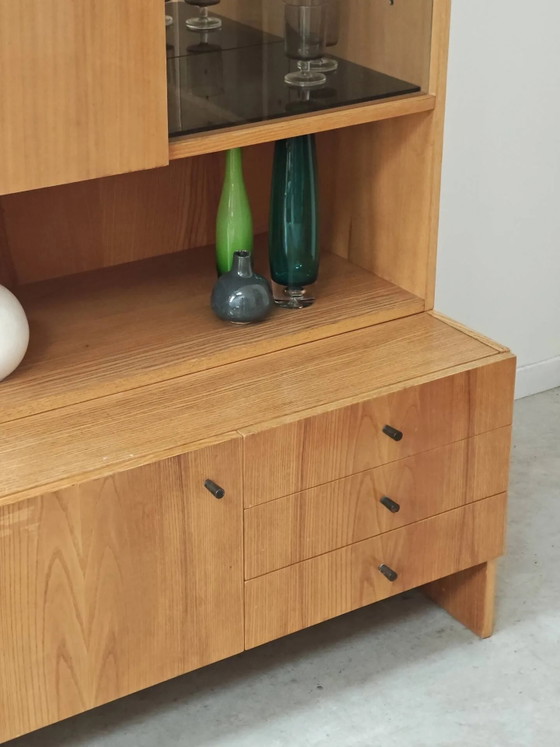 Armadio alto a due corpi di Drevotex Zamberk 1977 – Vetrine, Wood, Glass, Mid Century Modern (photo 5 of 12)