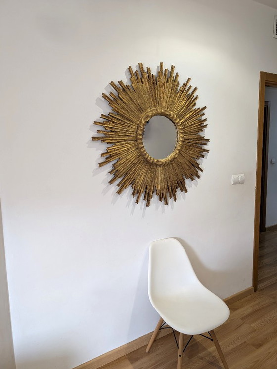 Grand Miroir Soleil Mid-Century en Bois Sculpté Doré, Années 1950 – Glass, Wood (photo 6 of 20)